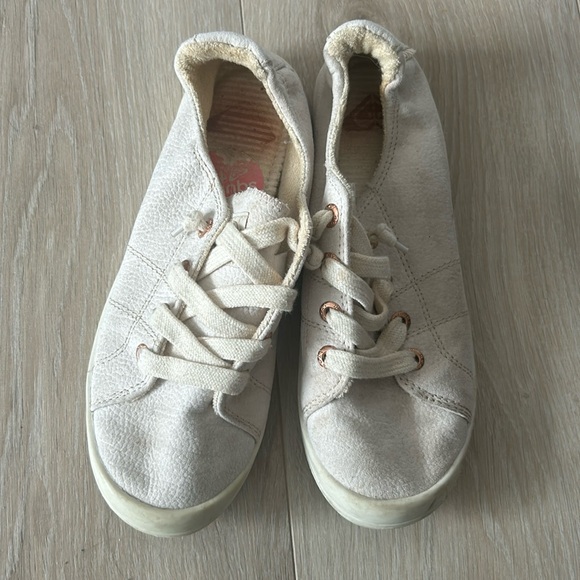 🎀ROXY slip-on shoes - Picture 2 of 3